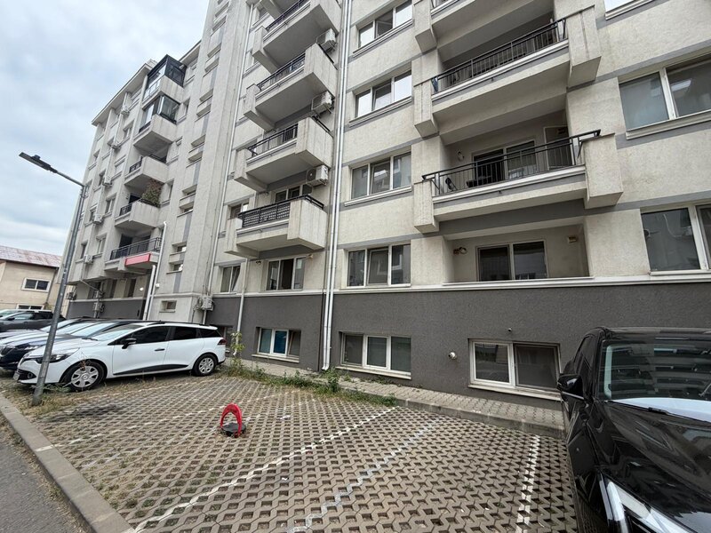Oltenitei, Vitan Barzesti, bloc din 2017, centrala + loc de parcare